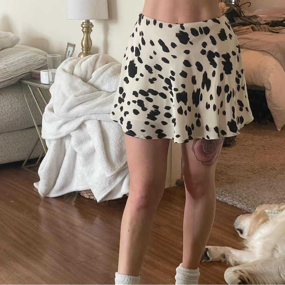Abercrombie & Fitch Cream and Black Patterned Skirt